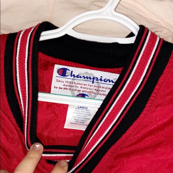 Red Vintage Champion Crew Neck - Picture 3 of 4
